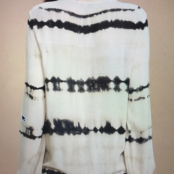 Lulu’s Tie-Dye Long Sleeved Blouse - Picture 3 of 4